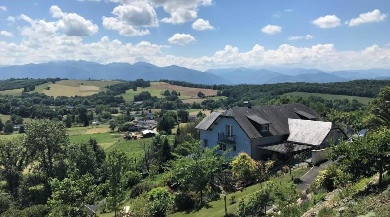 Les Gites De La Maison Bleue D'Estialescq 외부 사진