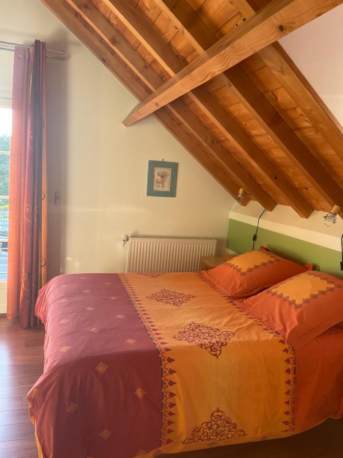 Les Gites De La Maison Bleue D'Estialescq 외부 사진